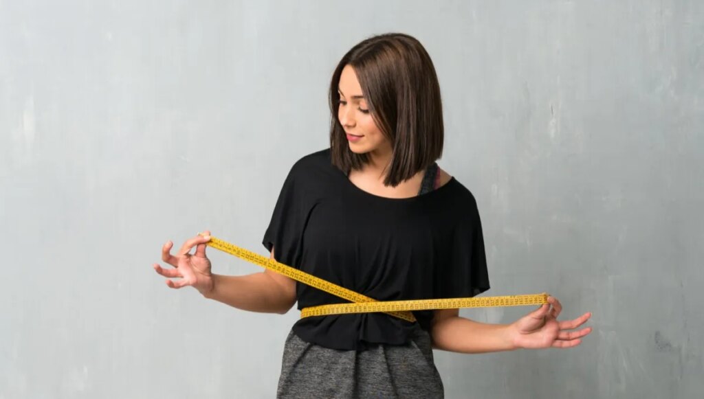 5 Morning Habits That Burn Fat All Day, According to a Biohacker