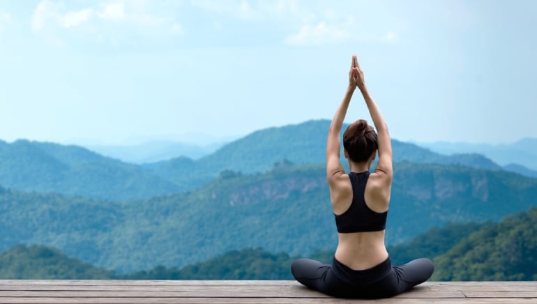 Yoga for chronic pain: 7 poses to relieve body stiffness