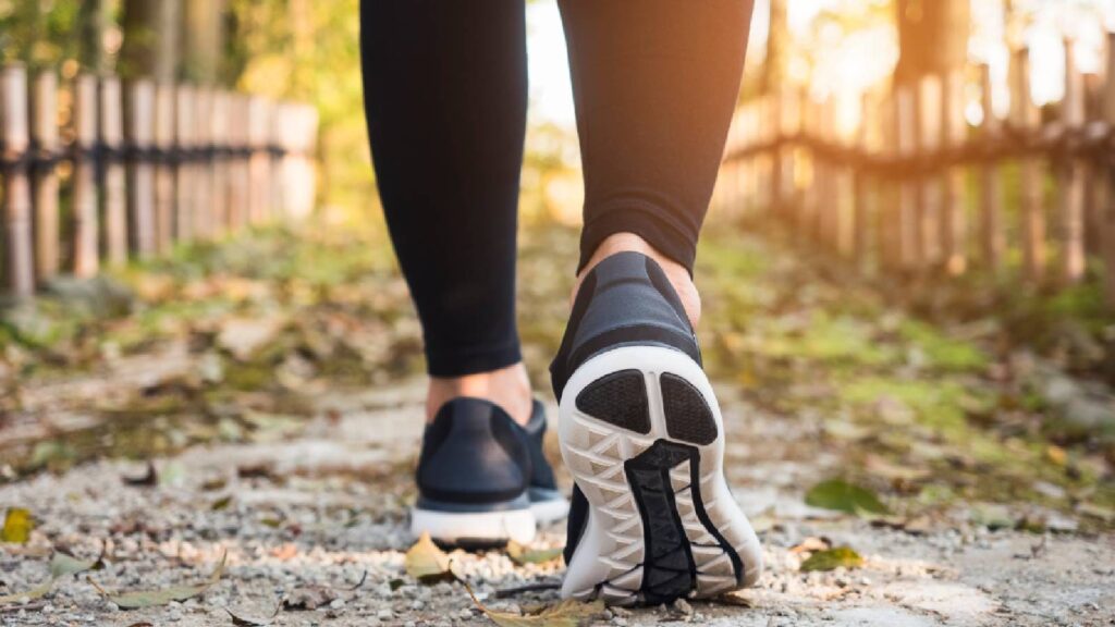 Improve your walking speed: 3 essential tips for instant results