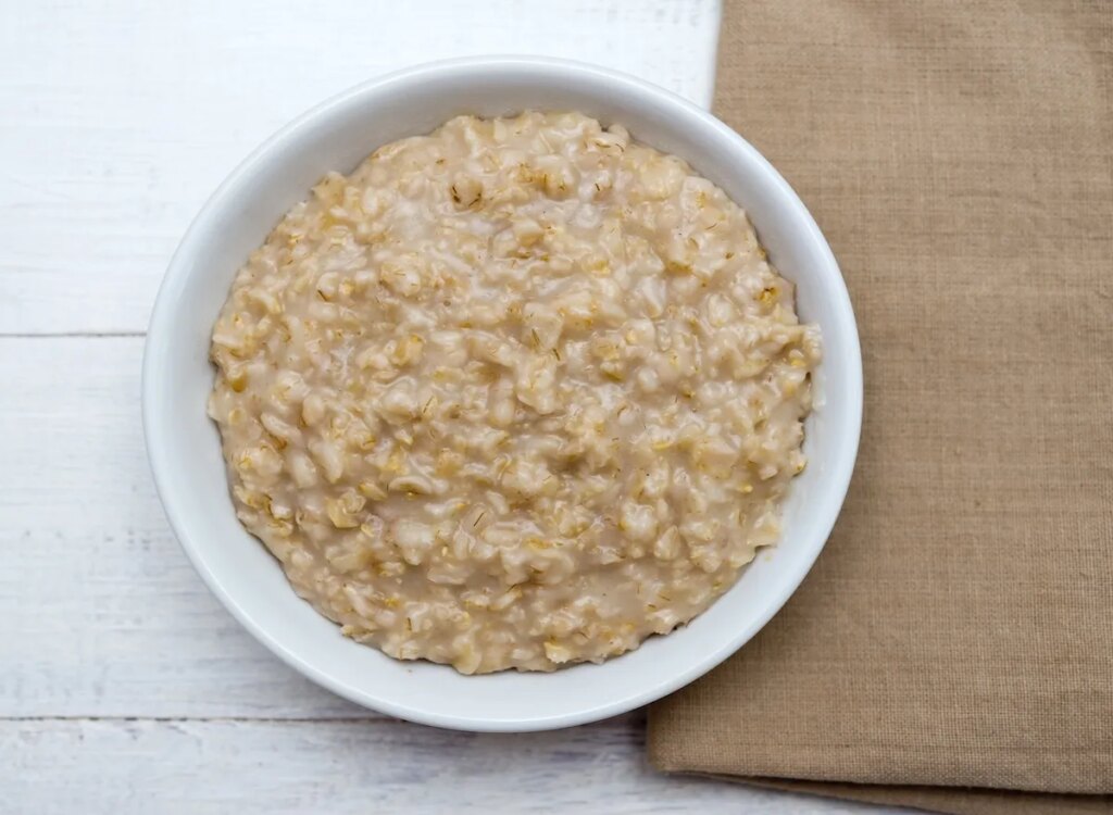The 7 Unhealthiest Instant Oatmeals On Grocery Store Shelves