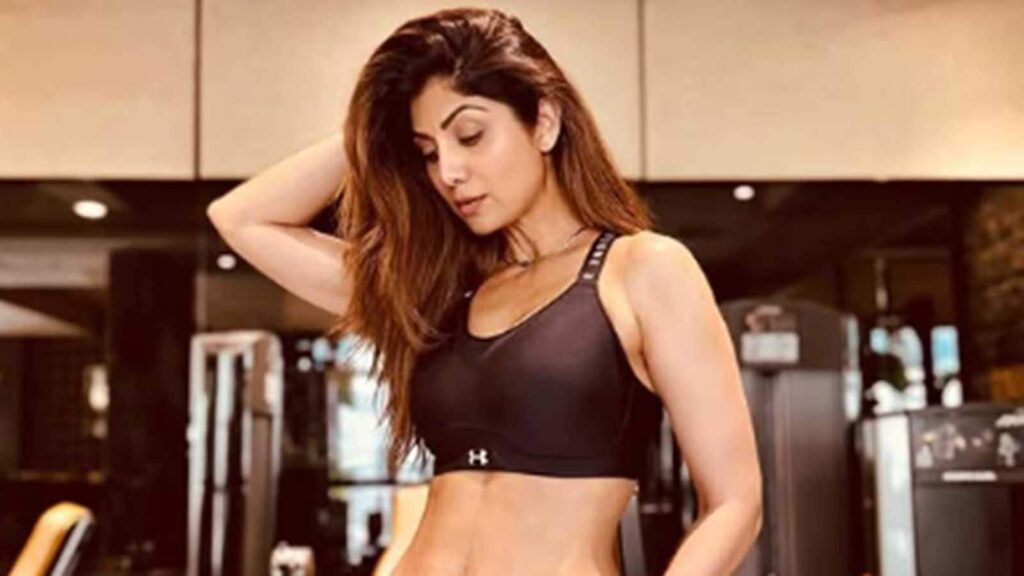 6 benefits of twisting yoga techniques inspired by Shilpa Shetty